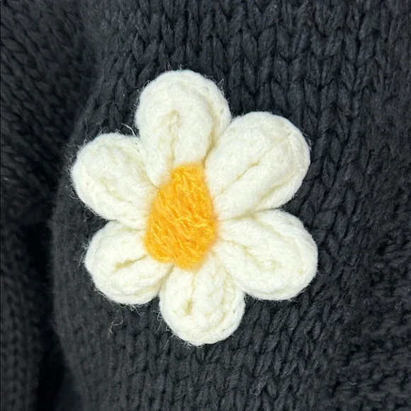 🌼 BAEVELY Black Daisy Knit Cardigan – Size M (NWT) - Picture 2 of 6